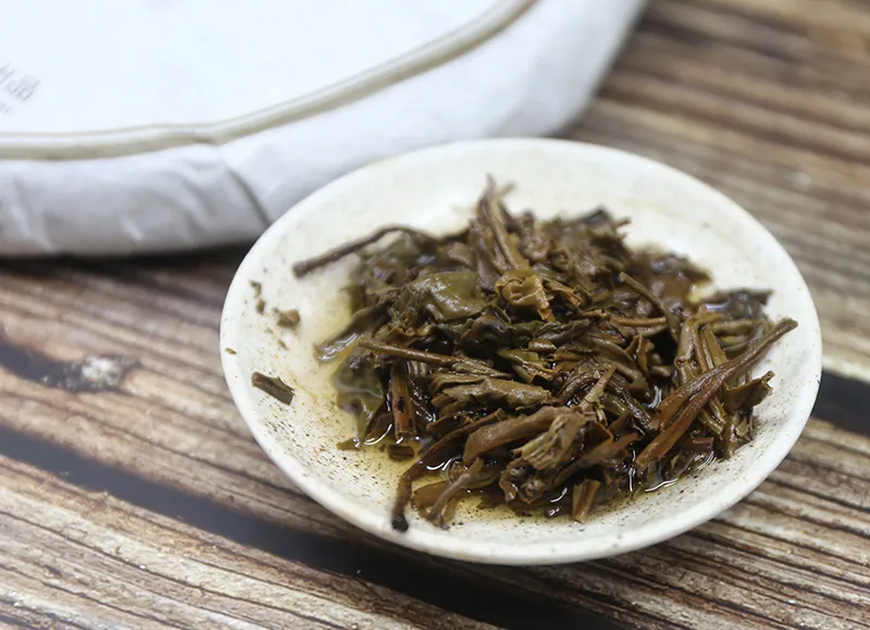 шен зелёный пуэр Mengku Rongshi 2013 "Big Snow Mountain" 500g nC193 — изображение 8